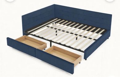 Daybed with mattress