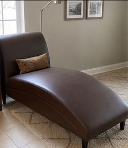 Brown Leather Chaise Lounge Chair