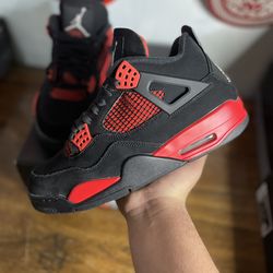 Red Thunder 4s