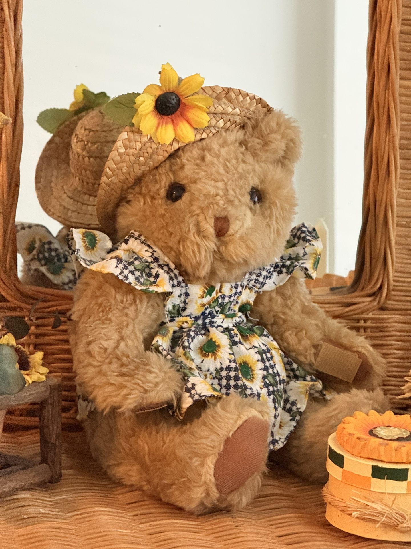 vintage sunflower bear