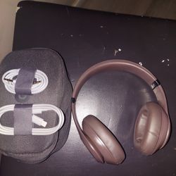 Beats Stupid Pros 