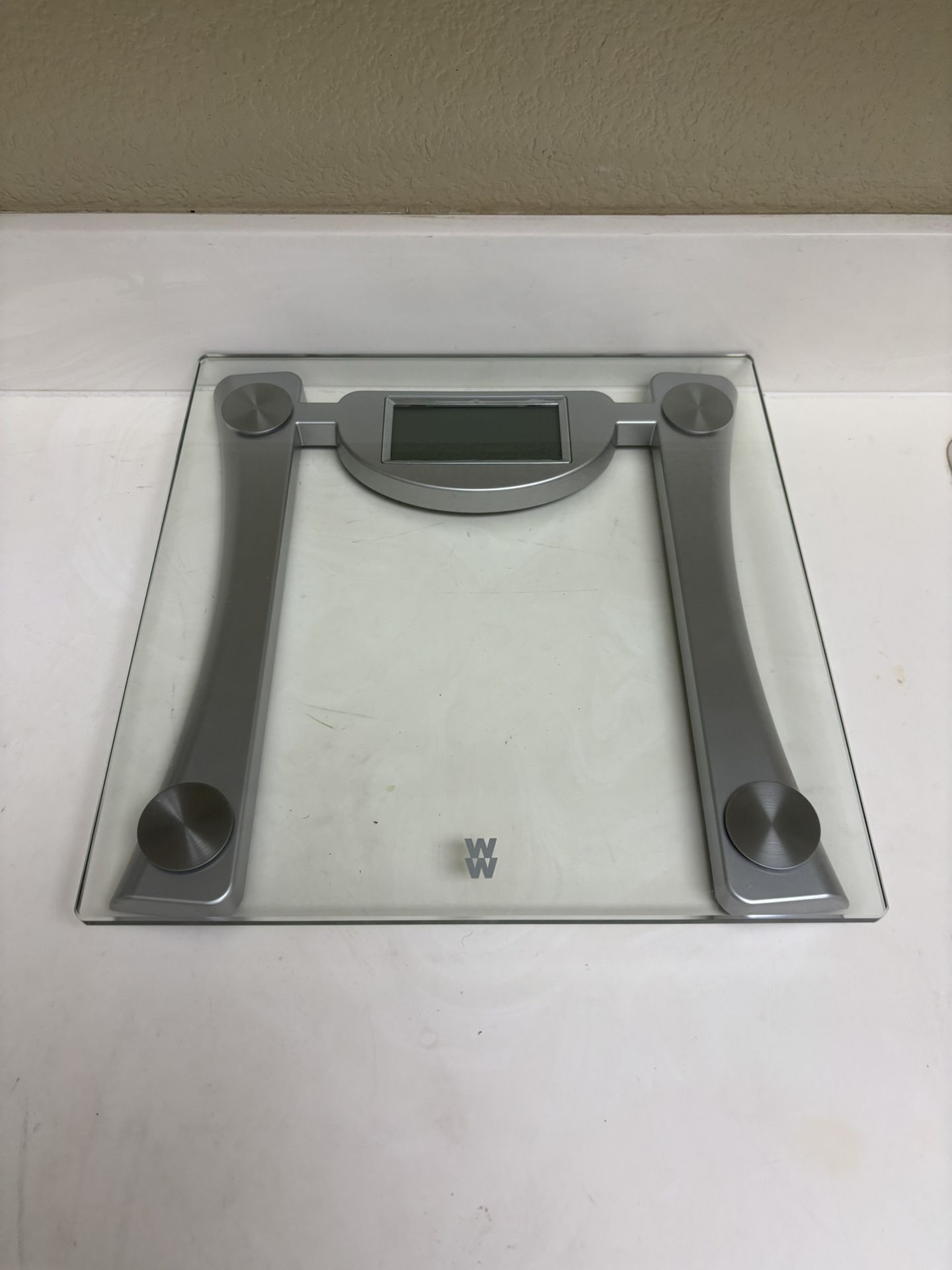 Digital Glass Scale