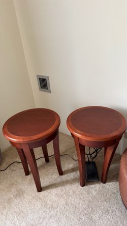 Footstool ottoman