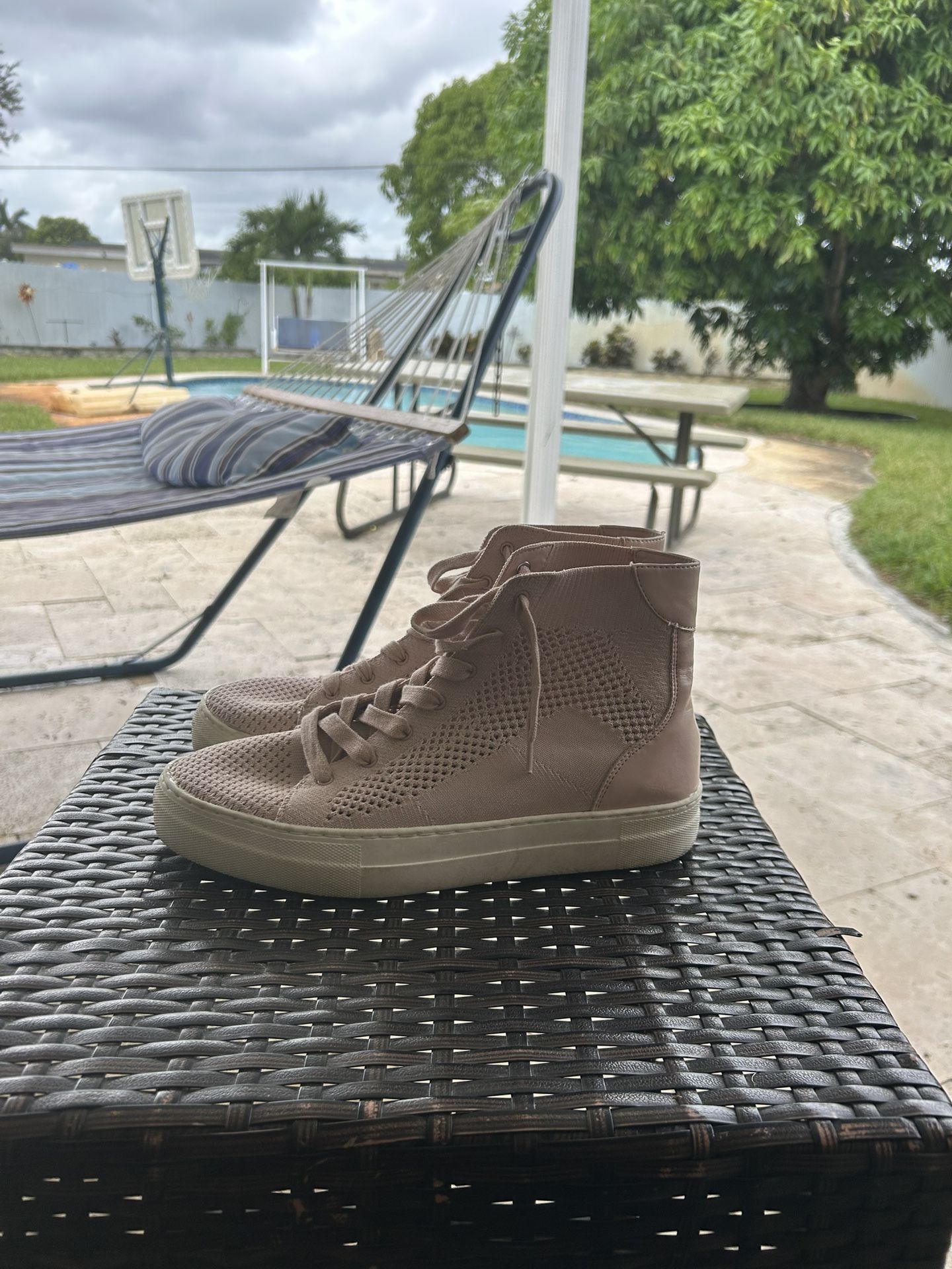 Size 10 Ladies Shoes