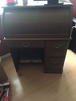 Brand new desk $250 OBO