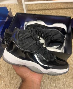 Jordan Retro 11 “Space Jam”