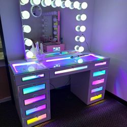New LED Smart Bluetooth Make Up Vanity
