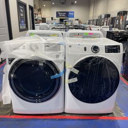 New GE Ultra Fresh Vent Washer Dryer Set With Smart Dispense And Great Warranty 