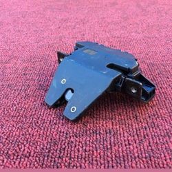 E46 BMW 3 series truck lock actuator (OEM)