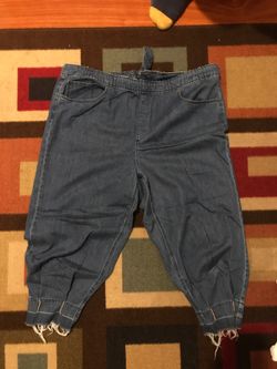 Dark blue jogger jeans