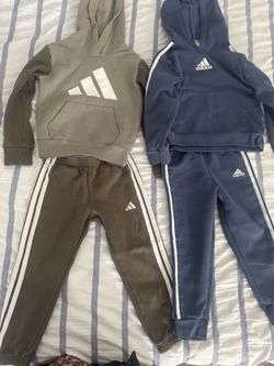 Baby clothes