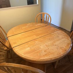 Adjustable Dining Table