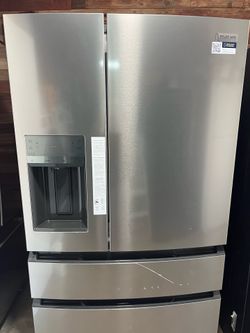 Frigidaire Fridge