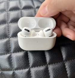 Apple AirPods Pro
