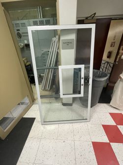 Basketball Backboard- Glass