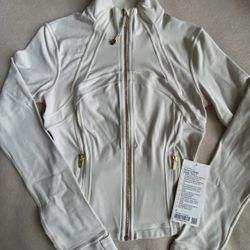 Lululemon cropped define jacket