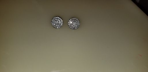 Sterling Silver Earrings! 100% Authentic!