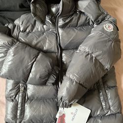 Kids Moncler Size 9-10