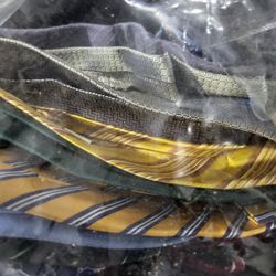 Designer Silk Ties >2 Dozen 