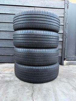 235/65/17. KHUMO