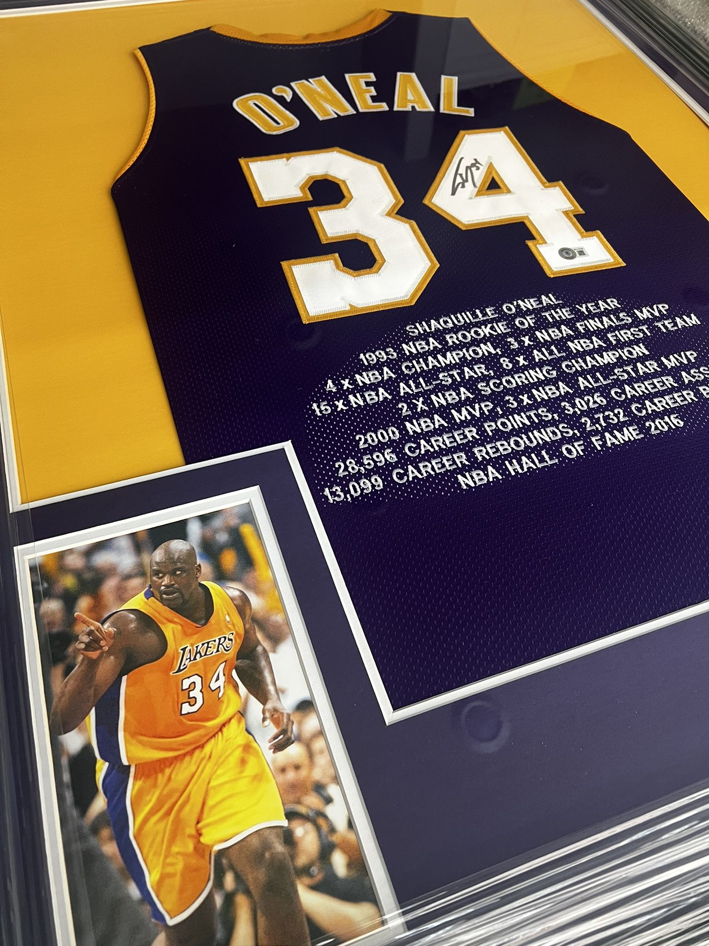 Lakers Shaquille O'neal Signed And Framed Stat Jersey for Sale in  Montclair, CA - OfferUp