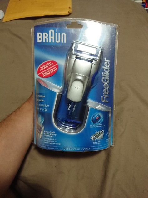 Braun Freeglider Shaver 6680 Brand New