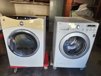 2012 LG Washing Machine/ 2012 GE Dryer
