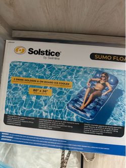 New pool float