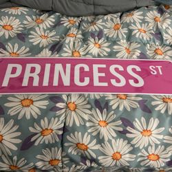 Girls Bedroom Sign 