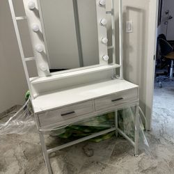 Makeup Vanity 