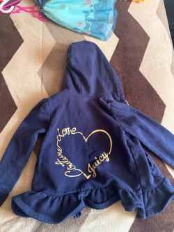 Girls size 4 sweater. Juicy couture