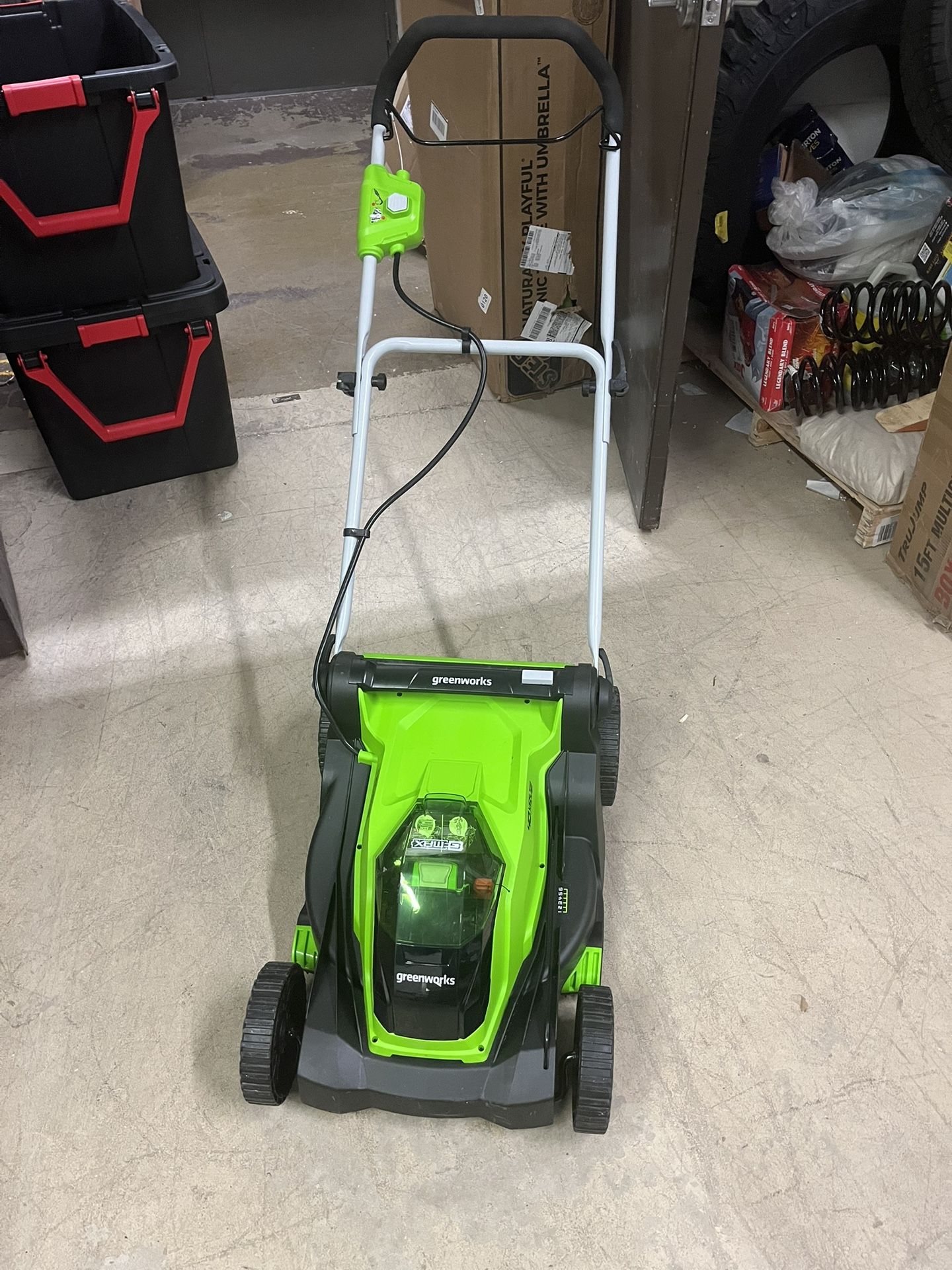 17” Greenworks 40V Cordless Walk-Behind Push Lawn Mower with 4.0 Ah Battery and Charger