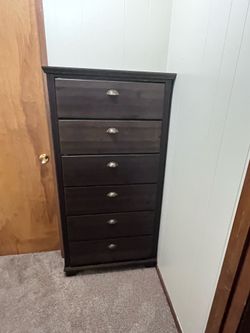 Bookshelf dresser