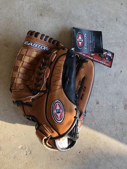 Easton R13 Baseball Glove