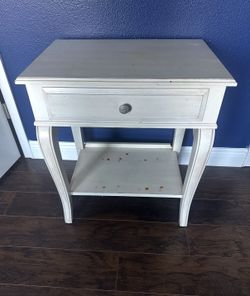 White Wooden Side Table - ETHAN ALLEN