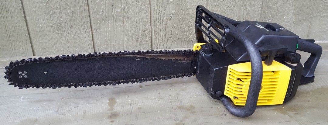 McCulloch Eager Beaver Chainsaw 60cc 20in