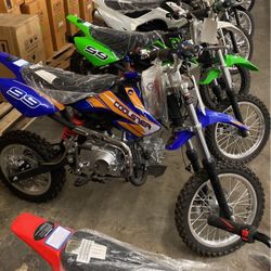 Coolster 125cc 4 Speed Dirt Bike 