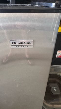 Frigidaire mini fridge