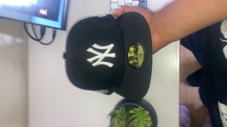Base ball hat