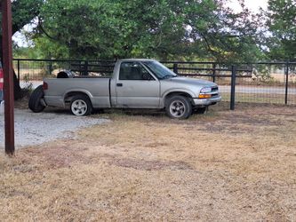 1999 s-10 for parts or repair
