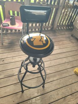 Swivel Shop Stool