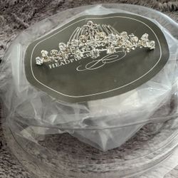 David’s Bridal Tiara Comb