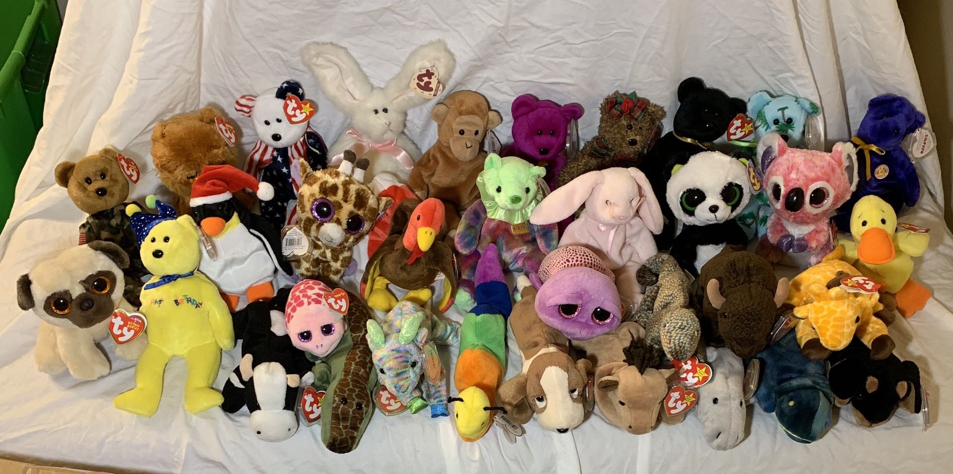 34 Ty Beanie Baby & Beanie Boos Doll Collection W/ All Tags Attached (Great Condition!)