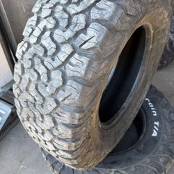 LT285/70/17 Bfgoodrich Pair Of Two Used Tires