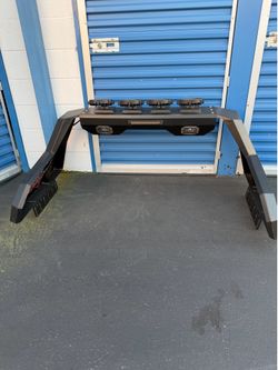 Barra ajustable para cualquier camioneta incluye luces