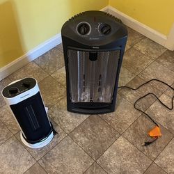 2 Space Heaters 
