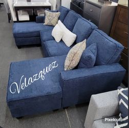 ✅️✅️3-PC Sectional with Dual Chaise & USB Ports✅️