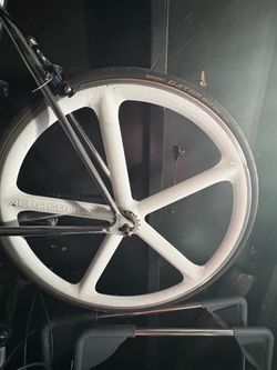 Aerospoke wheel