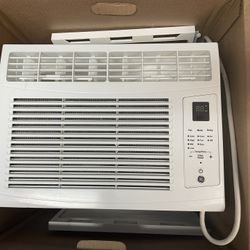 GE 6,000 BTU Electric Window Air Conditioner 