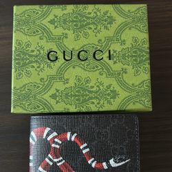 GUCCI- Kingsnake print wallet in GG SUPREME